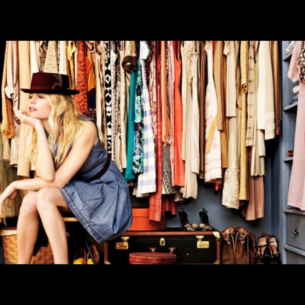 About my closet - please read then visit 😎